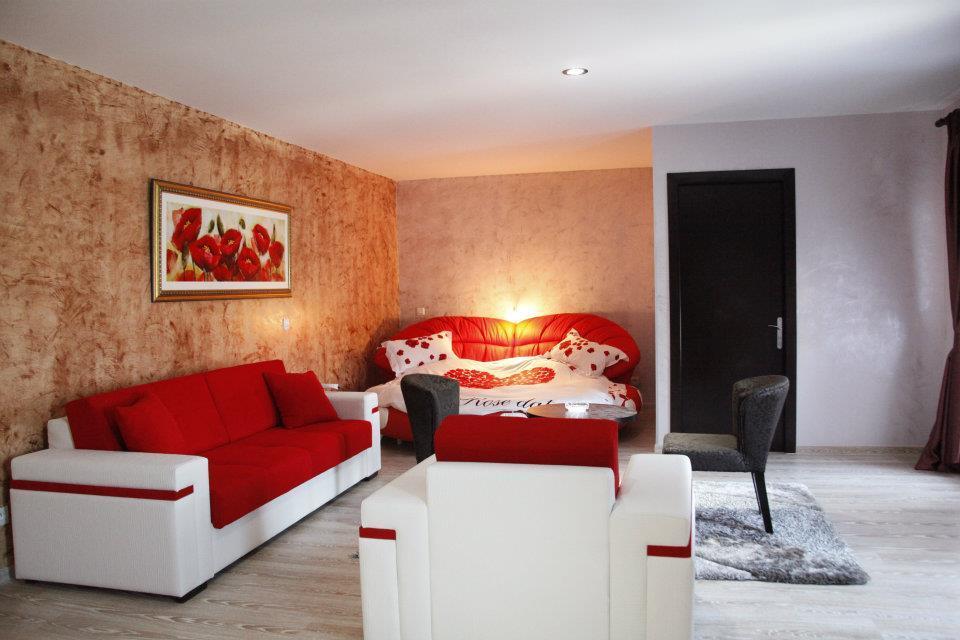 Johnny Hotel Kamenice Eksteriør billede